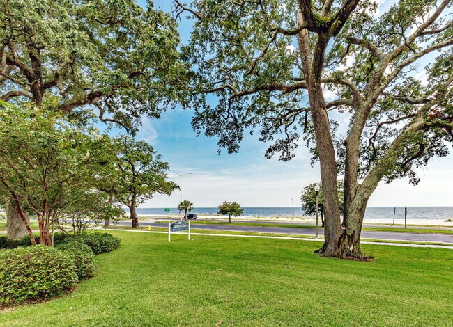 Building Photo - TDY Special! Furnished rental