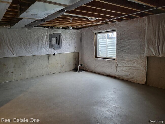 Building Photo - 7722 Ryder Dr