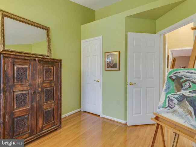 Building Photo - 11300 Fairwind Way