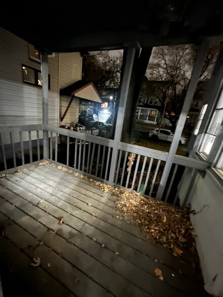 Building Photo - 86 N Grove St