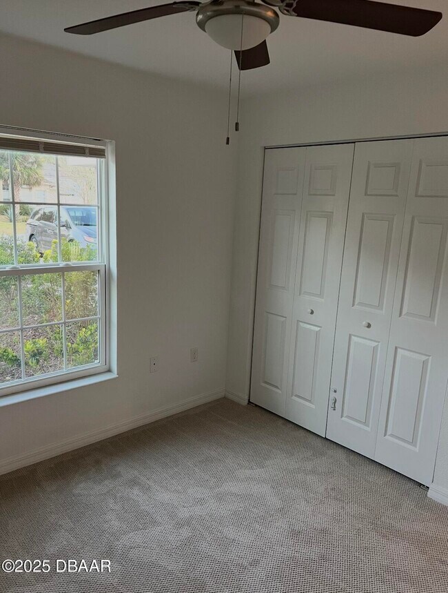 Building Photo - 2 Sebastian Ct