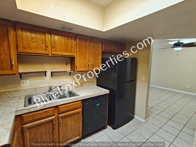 Building Photo - 3758 E 3rd St