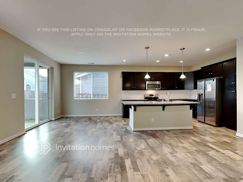 Building Photo - 9084 Aster St SE