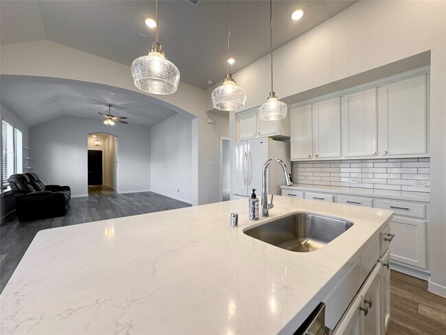 Building Photo - 3205 Cornflower Coast Ct