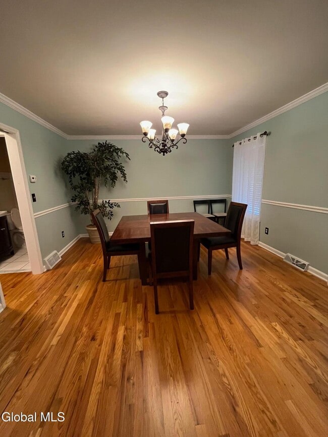 Building Photo - 14 Mallard Dr