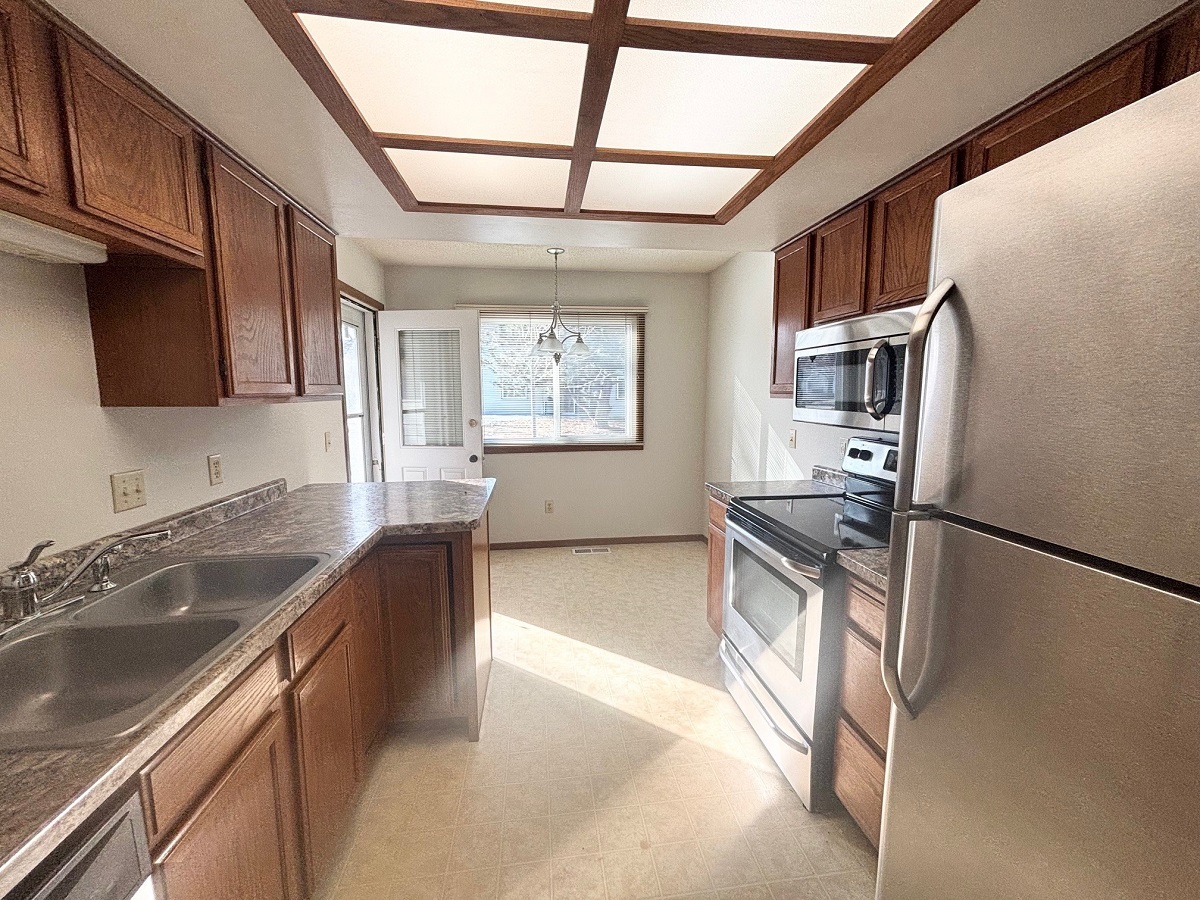 Building Photo - 6269 Magda Dr