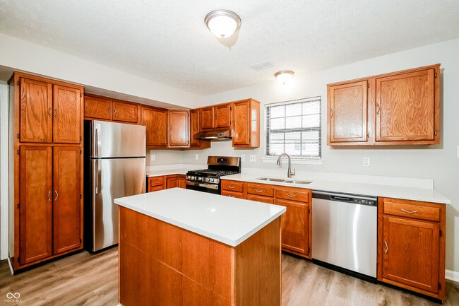 Building Photo - 5032 Granger Ct