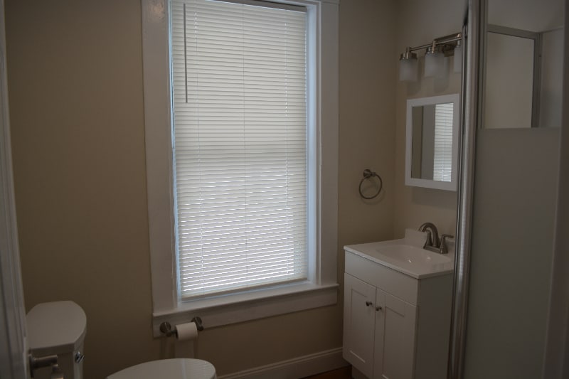 Building Photo - 225 Thieme Pl