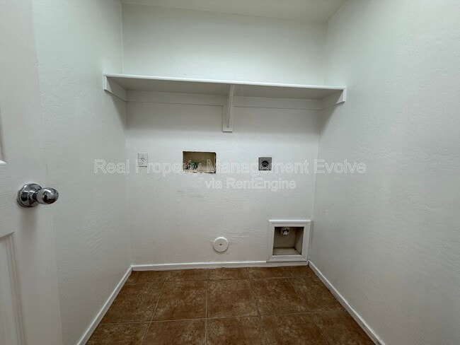 Building Photo - 9530 W Williams St