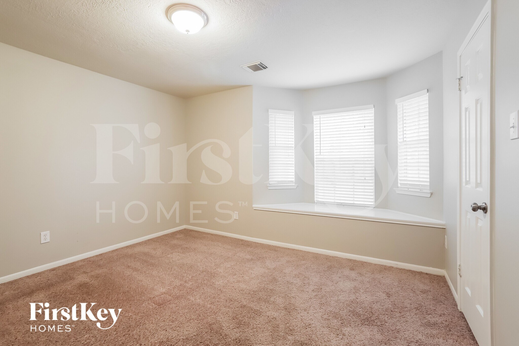 Building Photo - 22543 Williamschase Dr