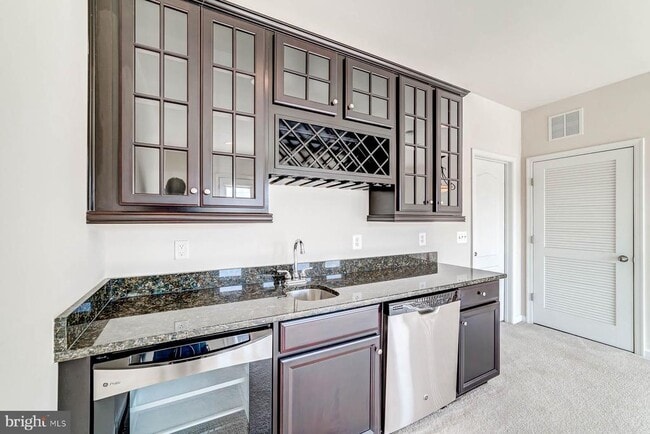 Building Photo - 705 River Mist Dr