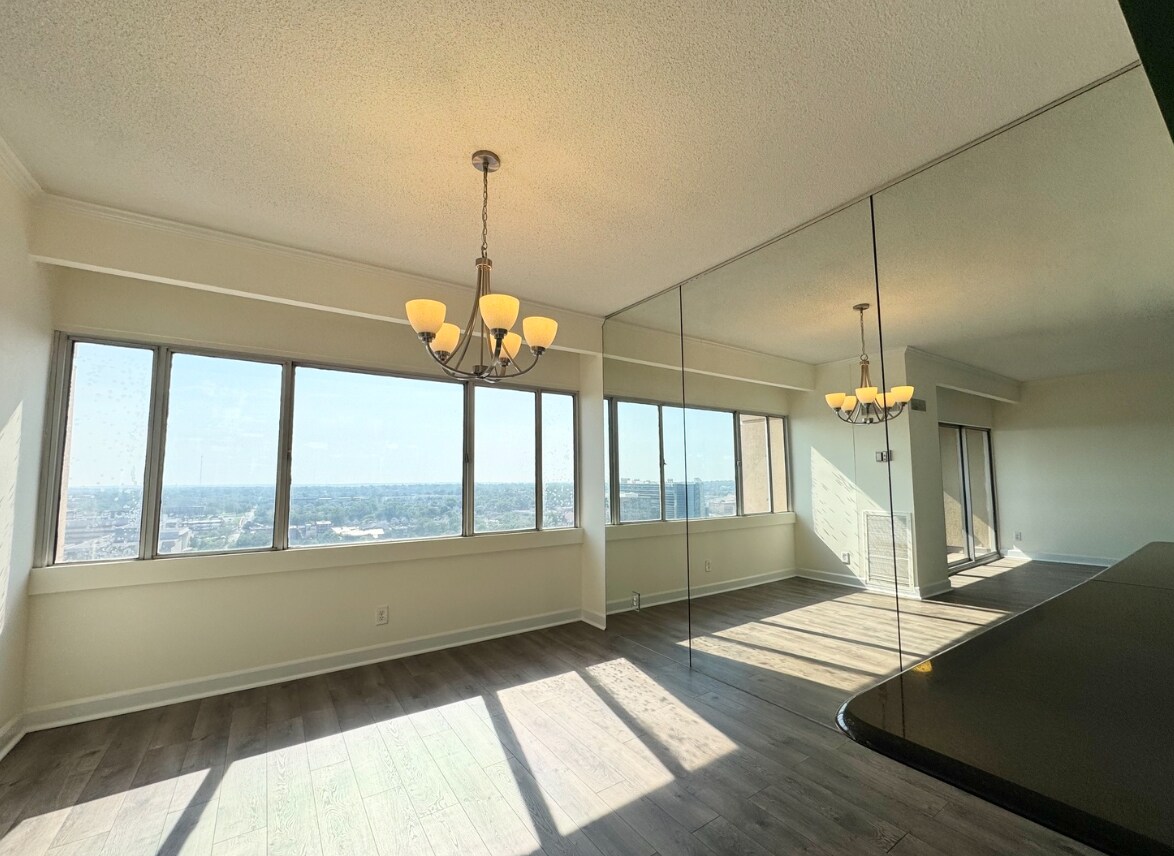 Building Photo - 2510 Grand Blvd