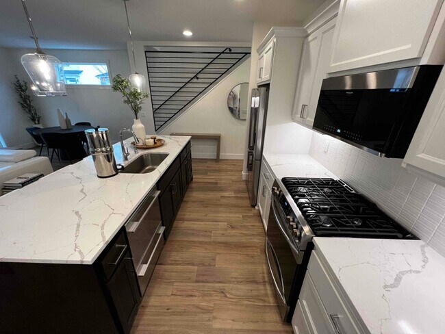 Building Photo - 12048 NE 108th St