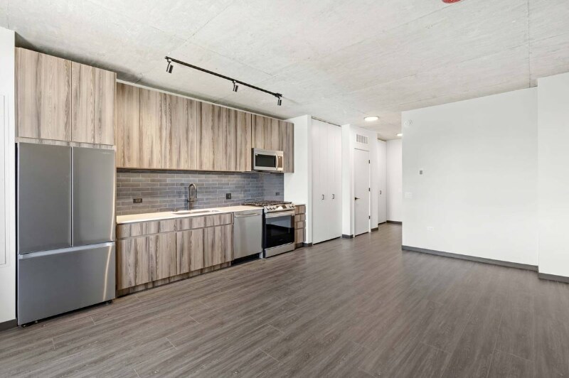 Building Photo - 138 N Ashland Ave