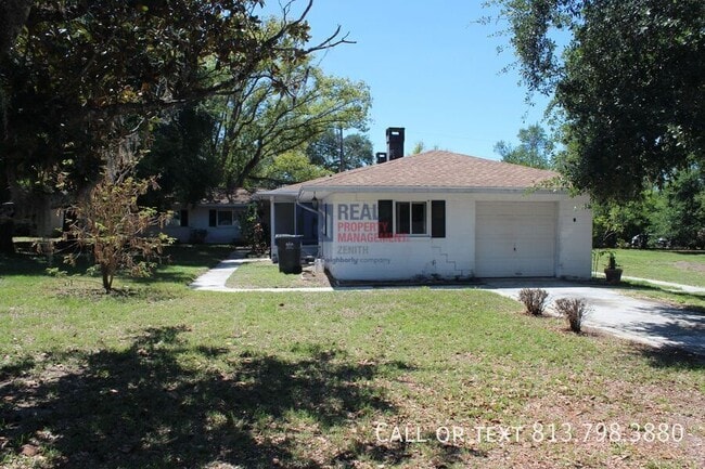 Building Photo - 621 Sunset Dr