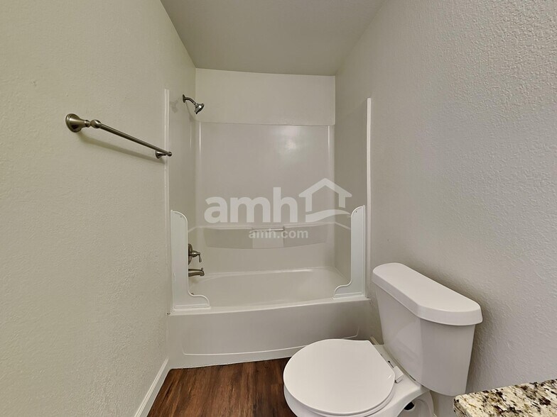 Building Photo - 4006 Carmel Ridge Way