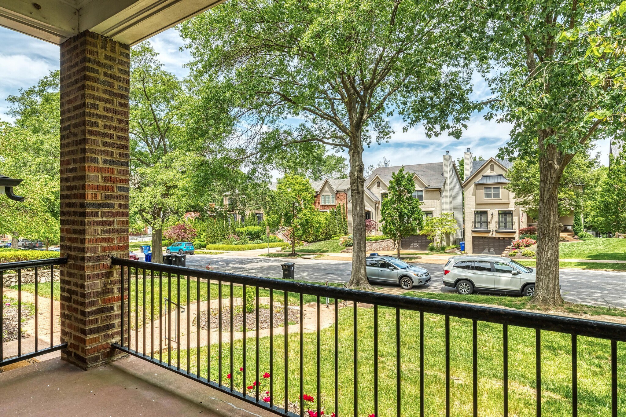 Building Photo - 7244 Forsyth Blvd