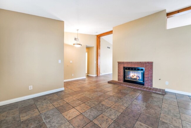 Building Photo - Spacious Single-Story Living with Oversized Lot and Dual Living Areas!