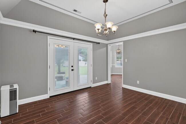 Building Photo - 898 Gunston Ct
