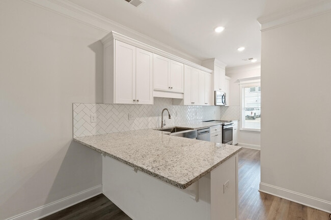 Building Photo - 314 Sumac Trail