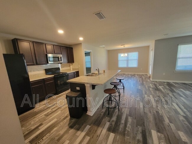 Building Photo - 4711 Windsor Park Ln