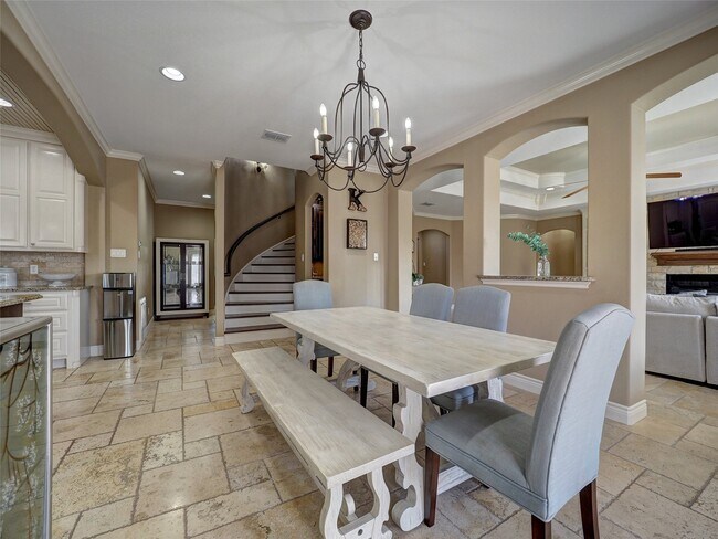 Building Photo - 204 Black Diamond Rd