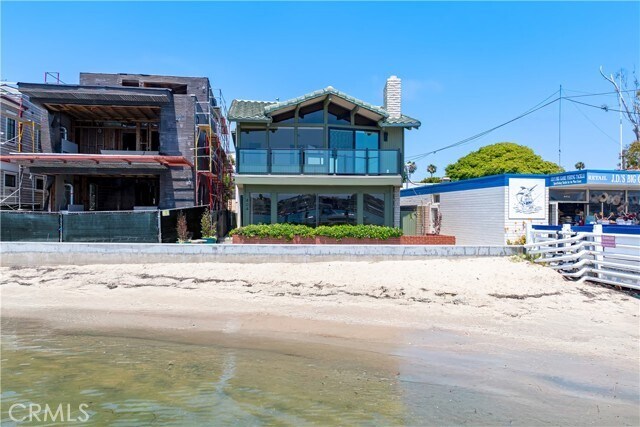 Primary Photo - 404 S Bay Front