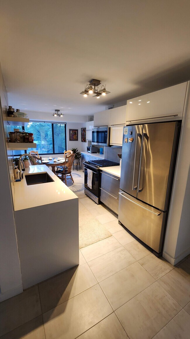 Building Photo - 5410 Connecticut Ave NW