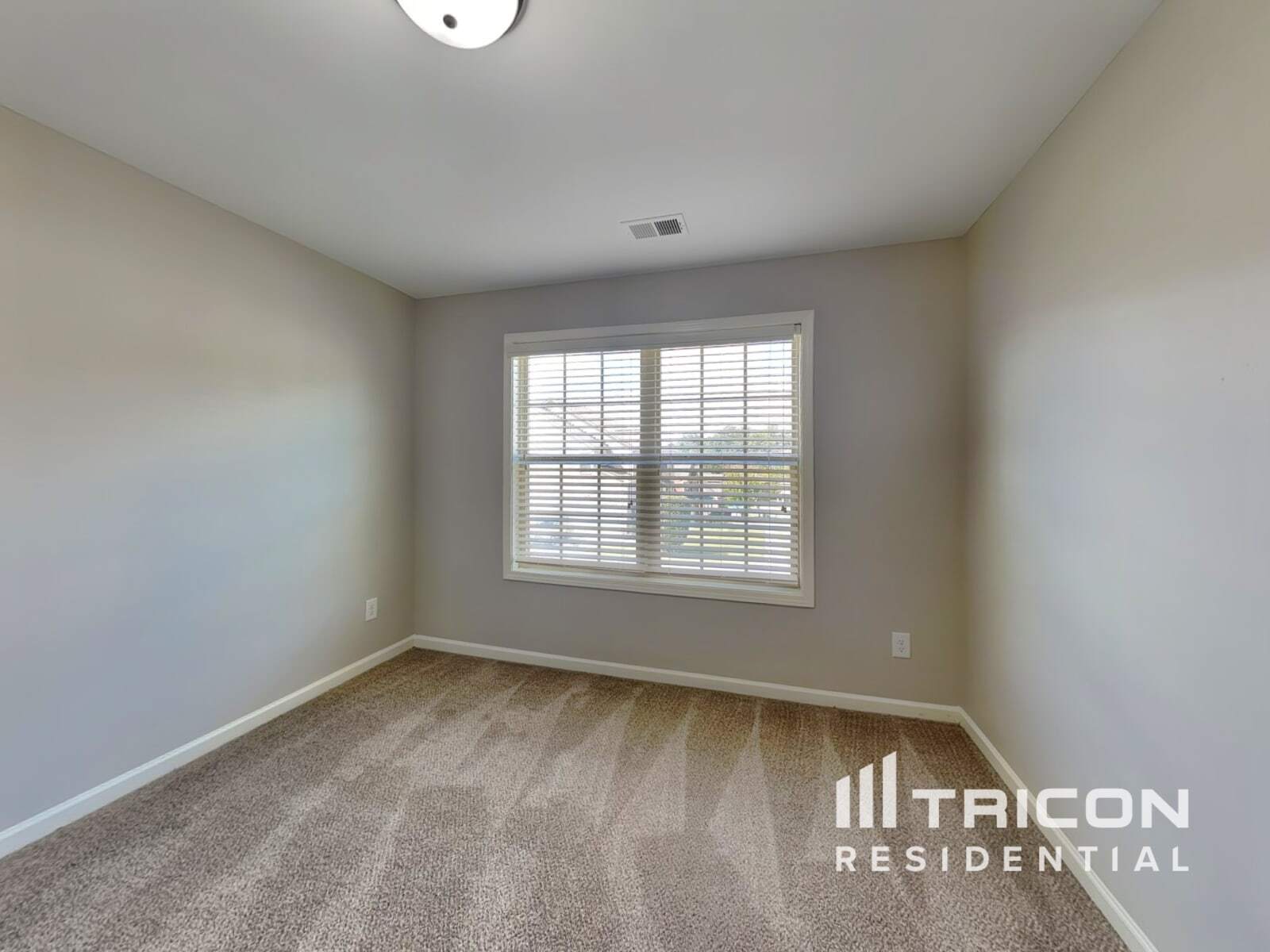 Building Photo - 978 Reddy Farm Ln