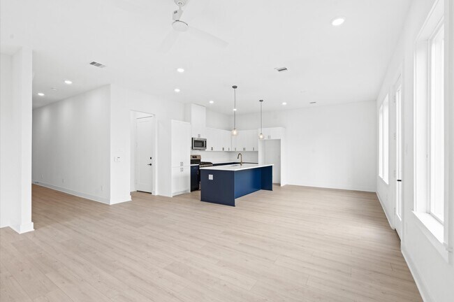 Building Photo - 10092 Serrano Pk Dr