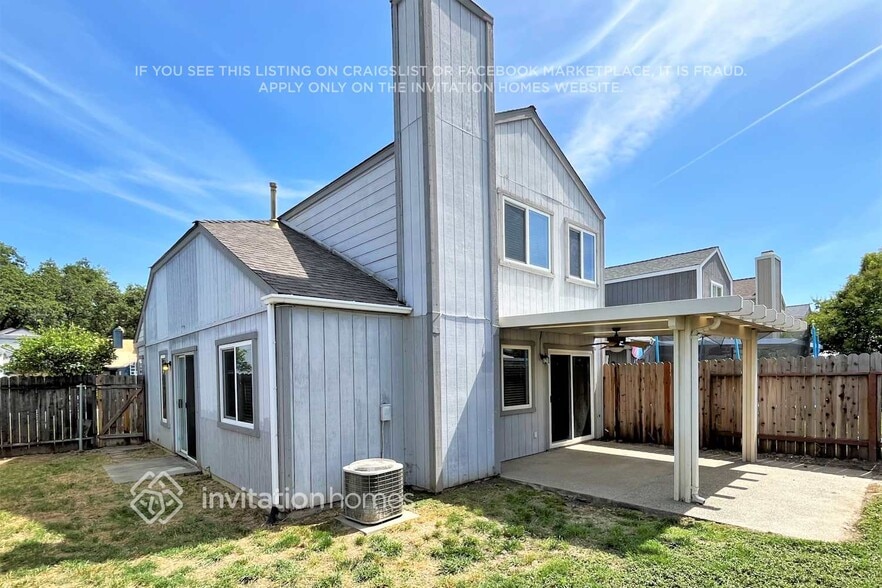 Building Photo - 3020 Twin Creeks Ln