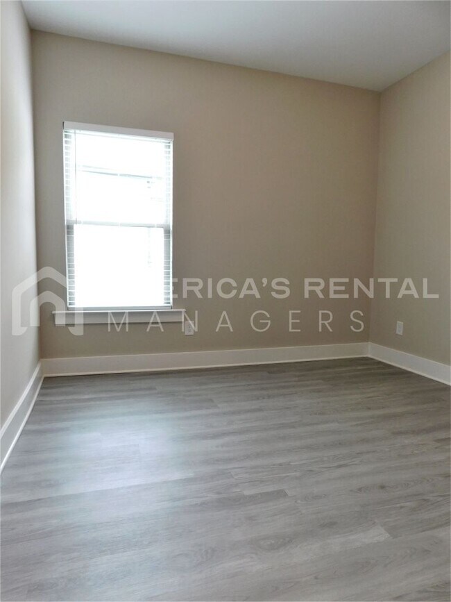 Building Photo - 15531 Crimson Rdg Cir