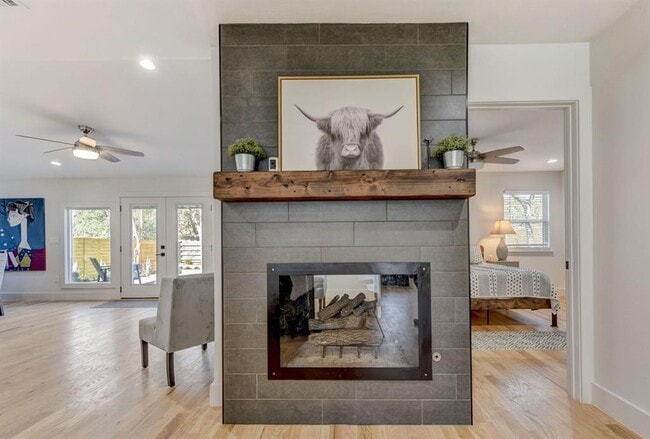 Building Photo - 7002 Whispering Oaks Dr