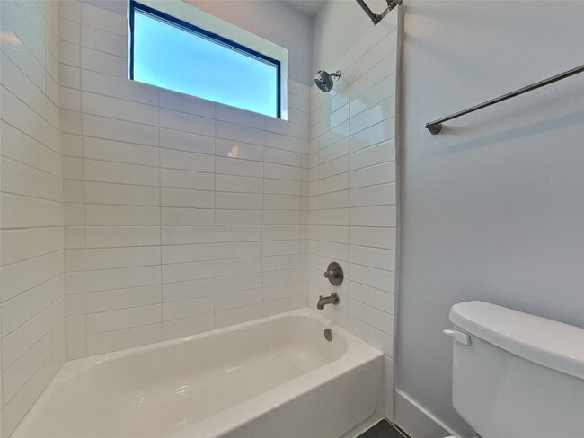 Building Photo - 2401 Crawford St