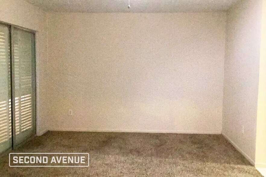 Building Photo - 12115 Creekhurst Dr