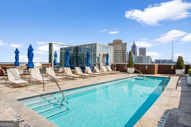 Building Photo - 1065 Peachtree St NE