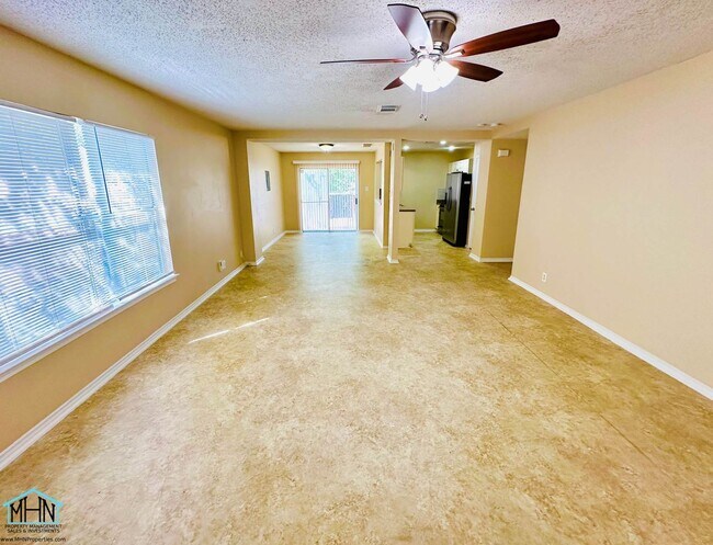 Building Photo - Charming & Move-In Ready 3-Bedroom Home wi...