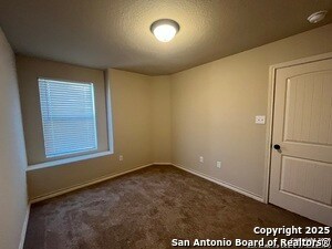 Building Photo - 7034 Lakeview Dr.