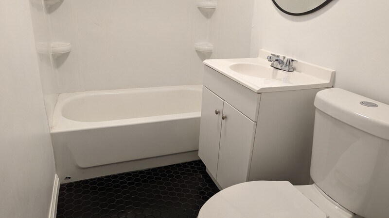 Building Photo - 2220 E 4500 S