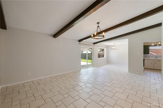 Building Photo - 18 Martin Ave