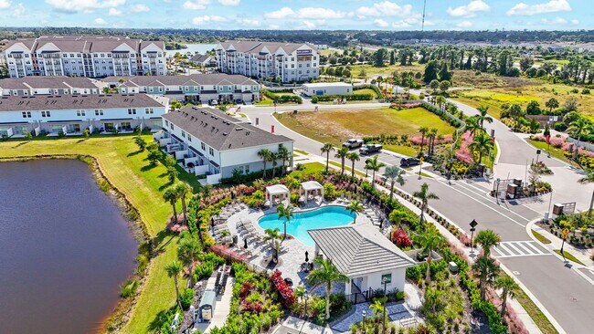 Building Photo - Beautifull Furnished Townhome - Nokomis - 2 Bedroom 2.5 bath plus office -1 Car Garage