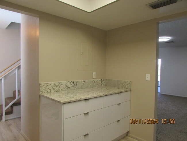 Building Photo - 1128 Mary Joye Ave