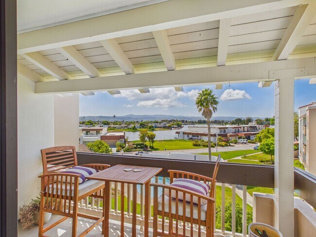 Building Photo - Large 1 bedroom condo for rent! $3,450