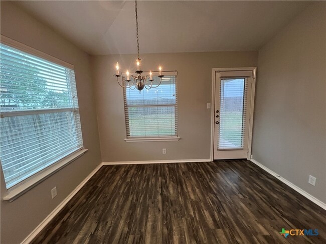 Building Photo - 663 Tom Kemp Dr