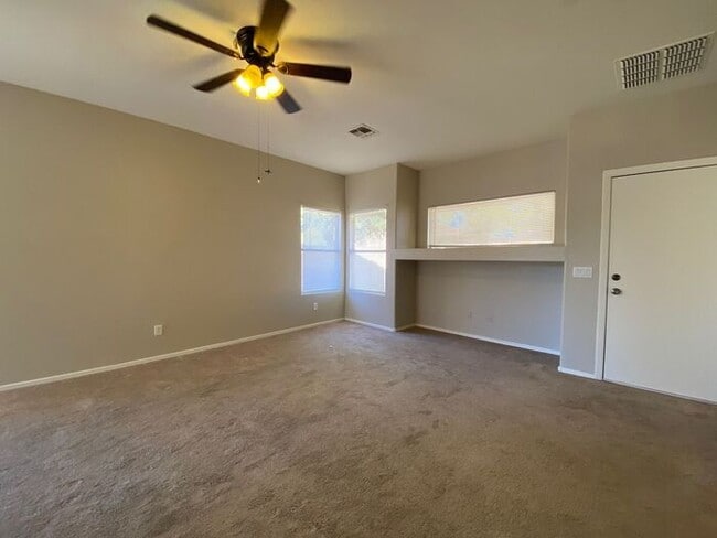 Building Photo - 3096 E Pinto Valley Rd