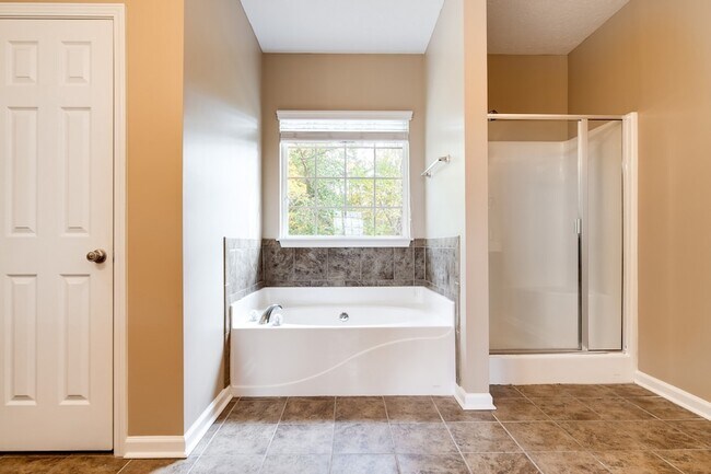 Building Photo - 107 Havenwood Ct