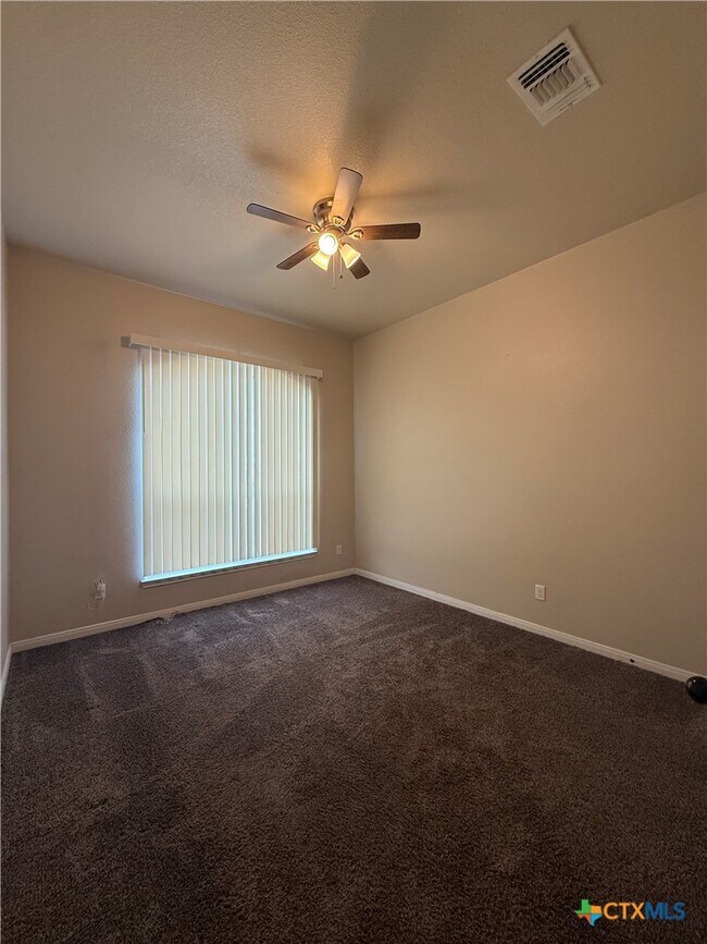 Building Photo - 7702 Blue Nile Dr