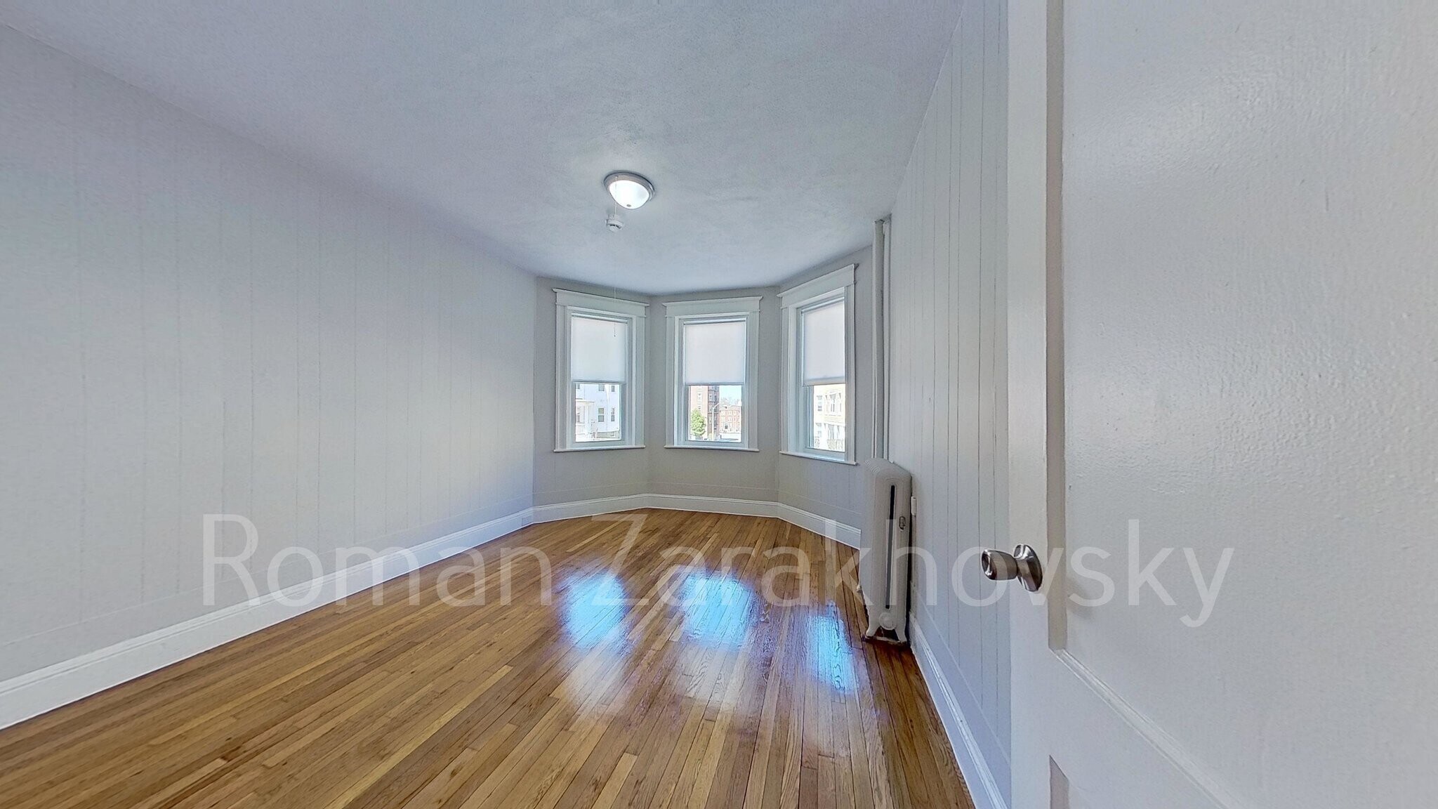 Building Photo - 219 Kelton St