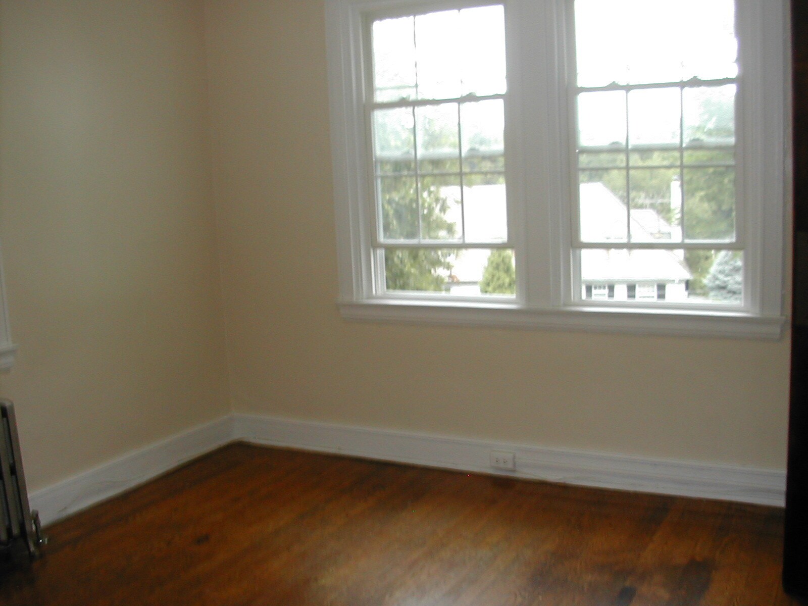Building Photo - 4135 Roland Ave