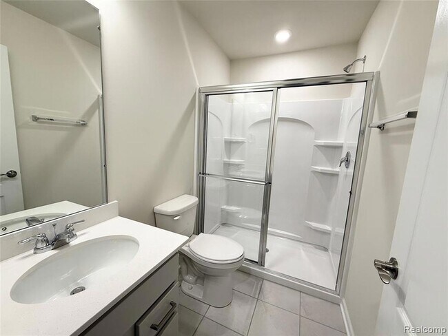 Building Photo - 359 N Sydney Ct